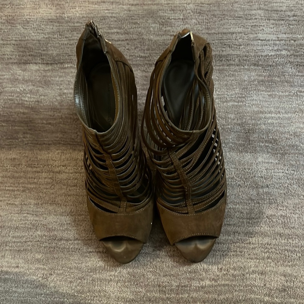 Zara Basic suede sandals with rubber sole added size 38